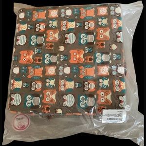 Dining booster seat with belt buckles